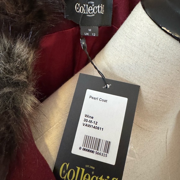 Collectif Pearl Coat in Cranberry / Burgundy - Picture 4 of 5